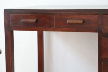 アンティーク家具　アンティーク　古い木のシックな色合いの小振りな片袖机?
