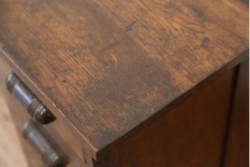 アンティーク家具　アンティーク　古いナラ材のシックな色合いの片袖机