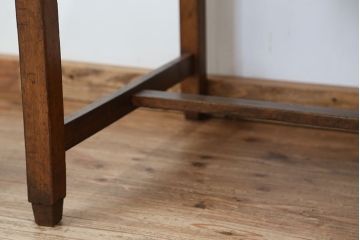 アンティーク家具　アンティーク　古いナラ材のシックな色合いの片袖机