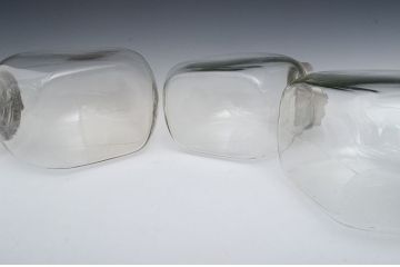 アンティーク雑貨　古い駄菓子屋のガラス瓶3個セット(猫ビン)