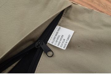 アンティーク雑貨　キリムラグ、ピローカバーなど4点セット(クッションカバー)