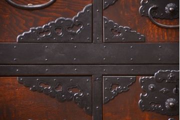 アンティーク家具　古民具・骨董 稀少!最高峰!重厚金具・玉杢 重ね佐渡小木箪笥(佐渡箪笥)