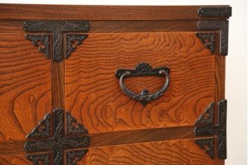 中古 伝統工芸品 木目が美しい岩谷堂箪笥