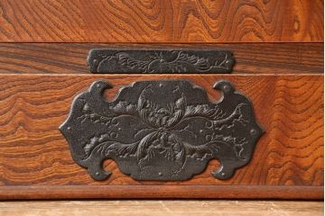 中古 伝統工芸品 木目が美しい岩谷堂箪笥