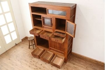 アンティーク家具　古民具・骨董 美しい作りの結霜ガラス戸 四尺水屋箪笥(食器棚/収納棚)