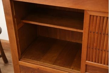 アンティーク家具　古民具・骨董 美しい作りの結霜ガラス戸 四尺水屋箪笥(食器棚/収納棚)