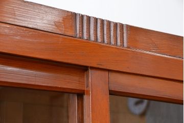 レトロ家具　昭和レトロ シンプルな二段重ね大型収納棚(ガラスケース/食器棚)