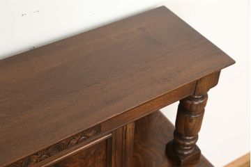 アンティーク家具　イギリスアンティーク 英国 WARING&GILLOW(ワーリングギロー)社製 小振りなキャビネット