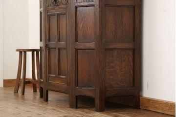 アンティーク家具　イギリスアンティーク 英国 WARING&GILLOW(ワーリングギロー)社製 小振りなキャビネット