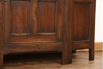 アンティーク家具　イギリスアンティーク 英国 WARING&GILLOW(ワーリングギロー)社製 小振りなキャビネット