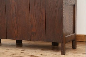 アンティーク家具　イギリスアンティーク 英国 WARING&GILLOW(ワーリングギロー)社製 小振りなキャビネット