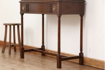 アンティーク家具　イギリスアンティーク 英国 WARING&GILLOW(ワーリングギロー)社製 小振りなドレッシングキャビネット(化粧台/ドレッシングテーブル)