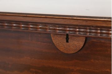 アンティーク家具　イギリスアンティーク 英国 WARING&GILLOW(ワーリングギロー)社製 小振りなドレッシングキャビネット(化粧台/ドレッシングテーブル)