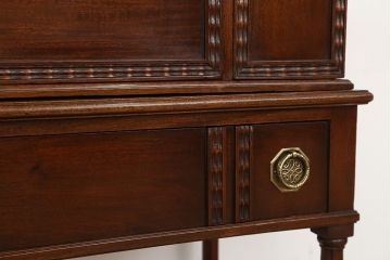 アンティーク家具　イギリスアンティーク 英国 WARING&GILLOW(ワーリングギロー)社製 小振りなドレッシングキャビネット(化粧台/ドレッシングテーブル)