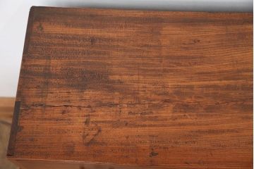 レトロ家具　昭和レトロ　三方欅のアンティーク4杯引き出し(チェスト)(時代箪笥)