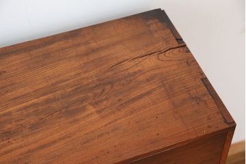 レトロ家具　昭和レトロ　三方欅のアンティーク4杯引き出し(チェスト)(時代箪笥)