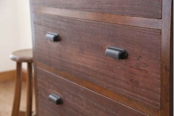 レトロ家具　アンティーク　レトロな桐と杉の鉄脚付4杯引き出し(チェスト)(タンス、箪笥)