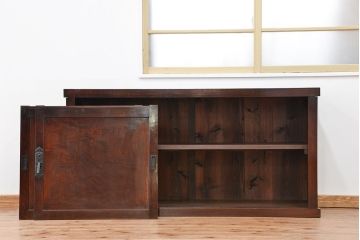 アンティーク家具　前面欅の木目の素晴らしい収納箪笥サイドボード(収納棚、下駄箱、水屋箪笥、食器棚)