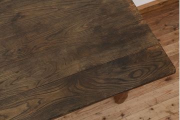 アンティーク家具　イギリスアンティーク　古いオーク材の使い込まれた小振りなダイニングテーブル(作業台)