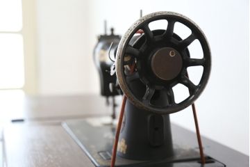 アンティーク家具　イギリスアンティーク　足踏みシンガーミシン(SINGER)ミシンセット　