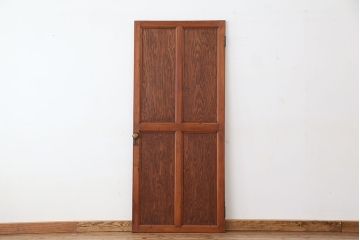 アンティーク　素敵な木目のシンプルなドア(扉)