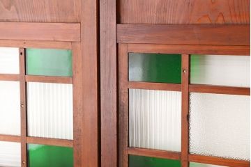 古民具・骨董　古いお屋敷の色ガラス入り帯戸2枚セット(ガラス帯戸、ダイヤガラス/モールガラス/引き戸)(ガラス戸)