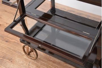 アンティーク家具　イギリスアンティーク　大きめなキャスターが付いたガラストレイ付　キッチンワゴン(トロリー)