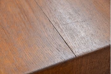 北欧家具　小ぶりな引き出し付サイドテーブル(サイドデスク、在宅ワーク、在宅用カードケース、図書館、図書室)