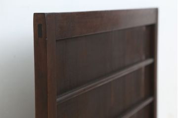 古民具・骨董　古い木の小さめ舞良戸(建具/引き戸)