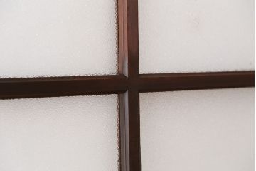 アンティーク　古い木のシンプルなダイヤガラス引き戸2枚セット(ガラス戸)