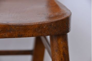 アンティーク家具　イギリスアンティーク　古い木の小さめかわいいアンティークチャイルドチェア、キッズチェア1脚(イス/子供用椅子)