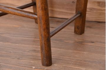 アンティーク家具　イギリスアンティーク　古い木の小さめかわいいアンティークチャイルドチェア、キッズチェア1脚(イス/子供用椅子)
