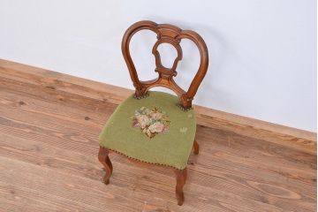 アンティーク家具　イギリスアンティーク　ゴブラン織り座面のかわいいチャイルドチェア(イス/椅子)(キッズチェア)