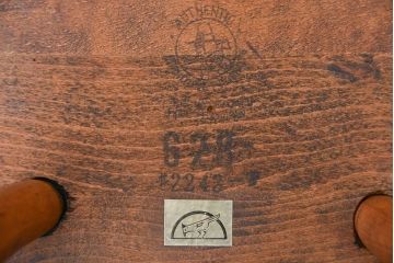 中古　飛騨産業・キツツキマーク　ミルクスツール(丸椅子・花台)