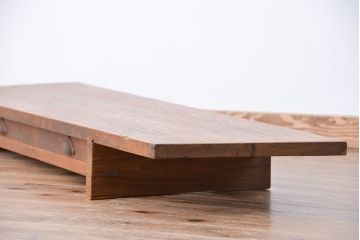 アンティーク家具　アンティーク　天板一枚板　古い木の引き出し付き裁ち板(反り有り)(テーブル・作業台)