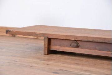 アンティーク家具　アンティーク　天板一枚板　古い木の引き出し付き裁ち板(反り有り)(テーブル・作業台)