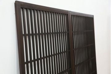 ★古民具・骨董　使い込まれた荒格子戸2枚セット(建具)