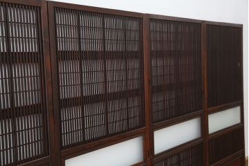 古民具・骨董　腰板欅材の上質な裏障子付き格子戸4枚セット