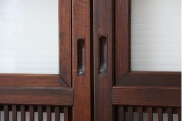 古民具・骨董　腰板欅材の上質な裏障子付き格子戸4枚セット