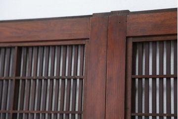 アンティーク　腰板欅材の裏障子付き幅せま格子戸4枚セット