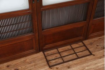 アンティーク　腰板欅材の裏障子付き幅せま格子戸4枚セット