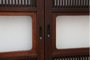 古民具・骨董　腰板欅材裏障子付き上質な時代格子戸4枚セット