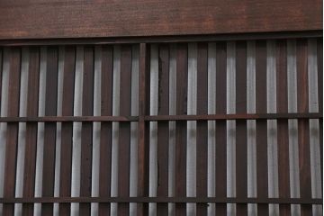 古民具・骨董　使い込まれた裏障子付き格子戸4枚セット