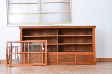 アンティーク家具　アンティーク　たくさん収納できる!ガラス戸の大きな戸棚(収納棚/食器棚)