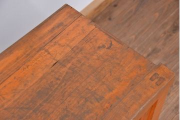 アンティーク家具　アンティーク　たくさん収納できる!ガラス戸の大きな戸棚(収納棚/食器棚)