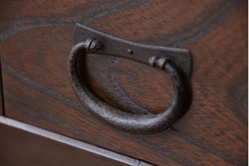 アンティーク家具　★古民具・骨董　時代感を楽しめる　四尺水屋箪笥(茶箪笥/食器棚/収納棚)