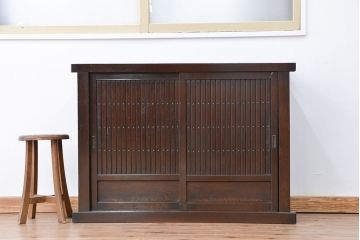 アンティーク家具　★古民具・骨董　シンプルで趣のある四尺水屋箪笥(下駄箱)