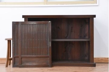 アンティーク家具　★古民具・骨董　シンプルで趣のある四尺水屋箪笥(下駄箱)