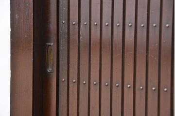 アンティーク家具　★古民具・骨董　シンプルで趣のある四尺水屋箪笥(下駄箱)