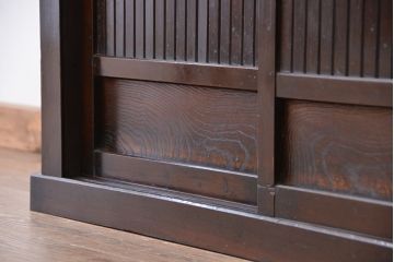 アンティーク家具　★古民具・骨董　シンプルで趣のある四尺水屋箪笥(下駄箱)